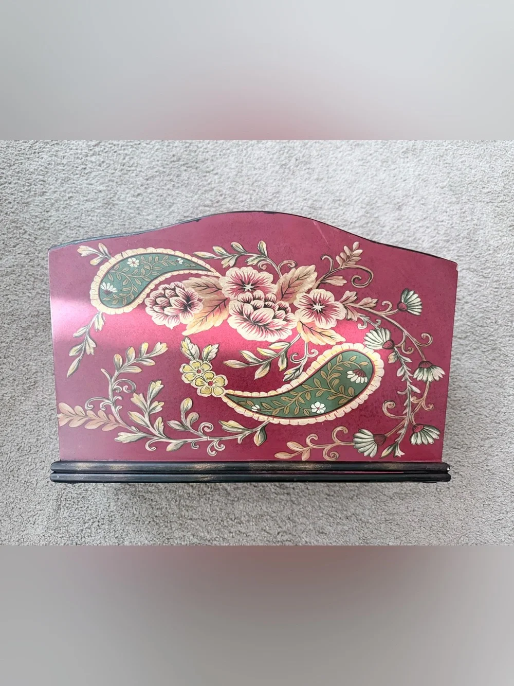 Vintage Style Red Floral Paisley Wooden Magazine Rack Organizer